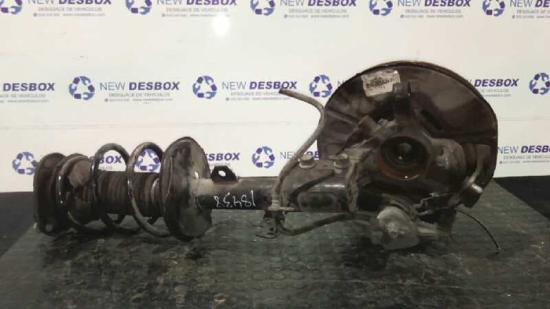 Recambio de MANGUETA DELANTERA DERECHA para TOYOTA AVENSIS BERLINA (T25) 2.0 16V CAT 1AZFSE referencia OEM IAM 43211-05051A   - GRIS