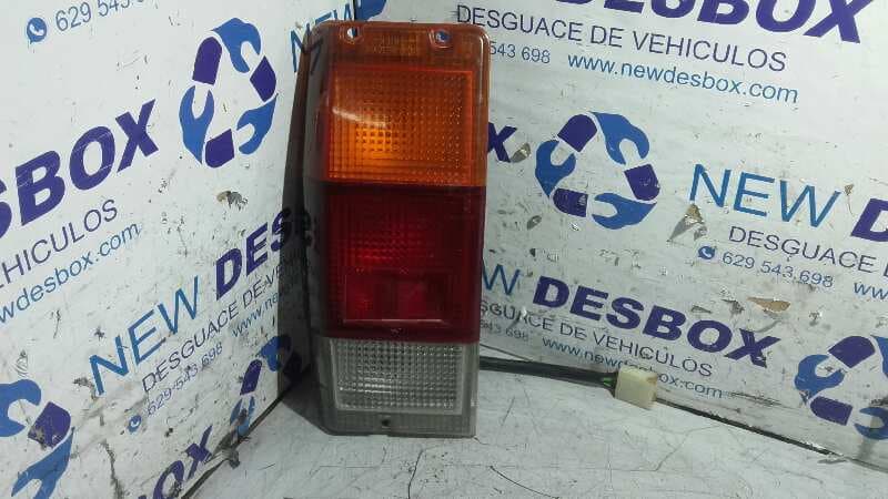 Recambio de PILOTO TRASERO IZQUIERDO para NISSAN VANETTE (C 220) 2.0 Diesel referencia OEM IAM 40305   - BLANCO