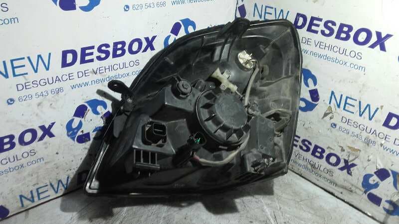 Recambio de FARO DERECHO para HYUNDAI H1 2.5 CRDi CAT D4CB referencia OEM IAM    - BLANCO 3