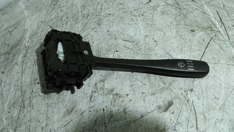 Recambio de MANDO LIMPIA para NISSAN PICK-UP (D22) TD Doble Cabina Navara YD25DDTI referencia OEM IAM    - GRIS PLATA
