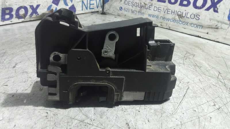 Recambio de CERRADURA PUERTA DELANTERA DERECHA para NISSAN PRIMASTAR (X83) 1.9 dCi Diesel CAT F9Q U7 referencia OEM IAM 8200042171   - PLATA 5