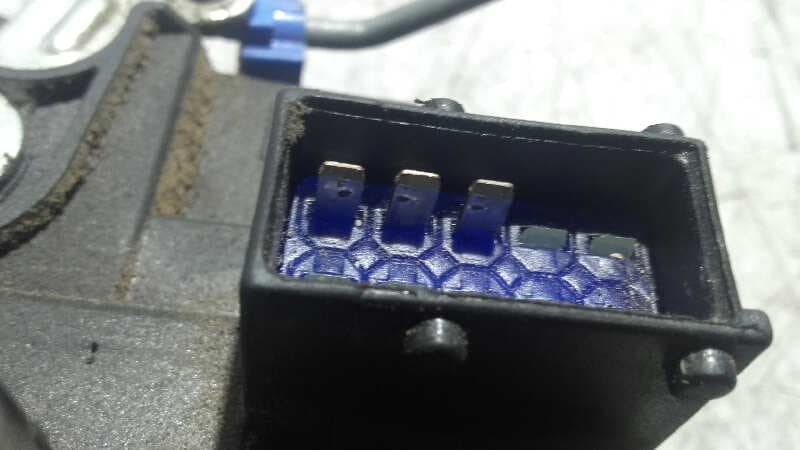 Recambio de CERRADURA PUERTA DELANTERA DERECHA para NISSAN PRIMASTAR (X83) 1.9 dCi Diesel CAT F9Q U7 referencia OEM IAM 8200042171   - PLATA 2