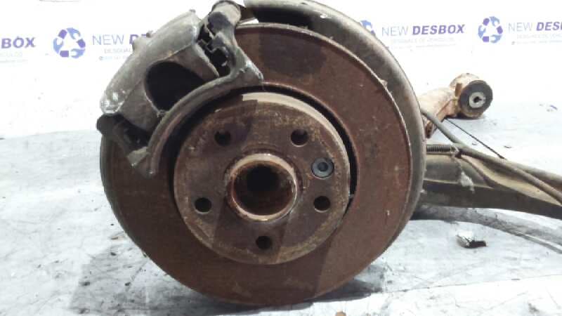 Recambio de MANGUETA TRASERA DERECHA para VOLKSWAGEN T5 TRANSPORTER/FURGONETA 1.9 TDI CAT (BRS) BRS referencia OEM IAM 7H0501414C 2