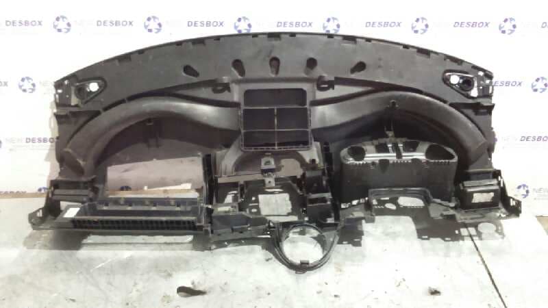 Recambio de SALPICADERO para VOLKSWAGEN T5 TRANSPORTER/FURGONETA 1.9 TDI CAT (BRS) referencia OEM IAM 7H1857005L 4