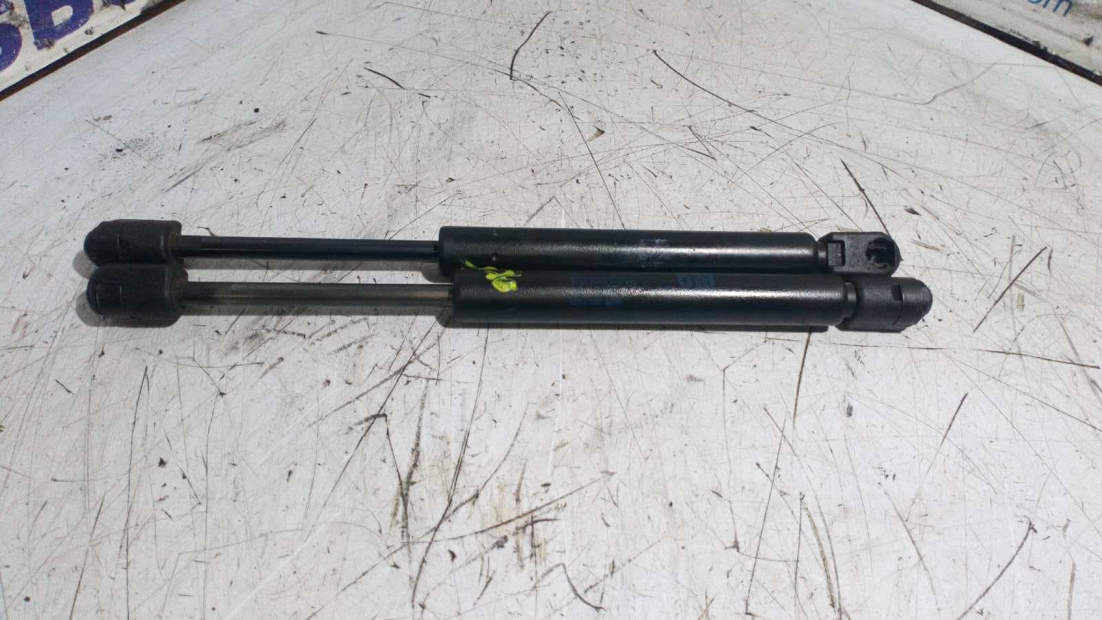 Recambio de JUEGO AMORTIGUADORES TRASEROS para OPEL VECTRA C BERLINA 2.2 16V CAT (Z 22 SE) referencia OEM IAM 09177081