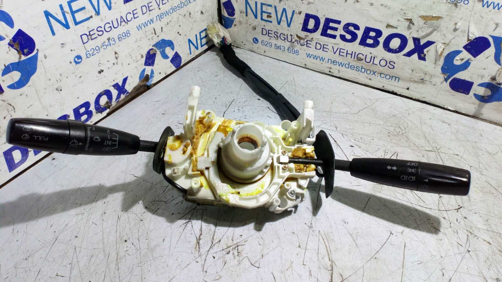 Recambio de MANDO MULTIFUNCION para KIA CARNIVAL 2.9 referencia OEM IAM K56A66120