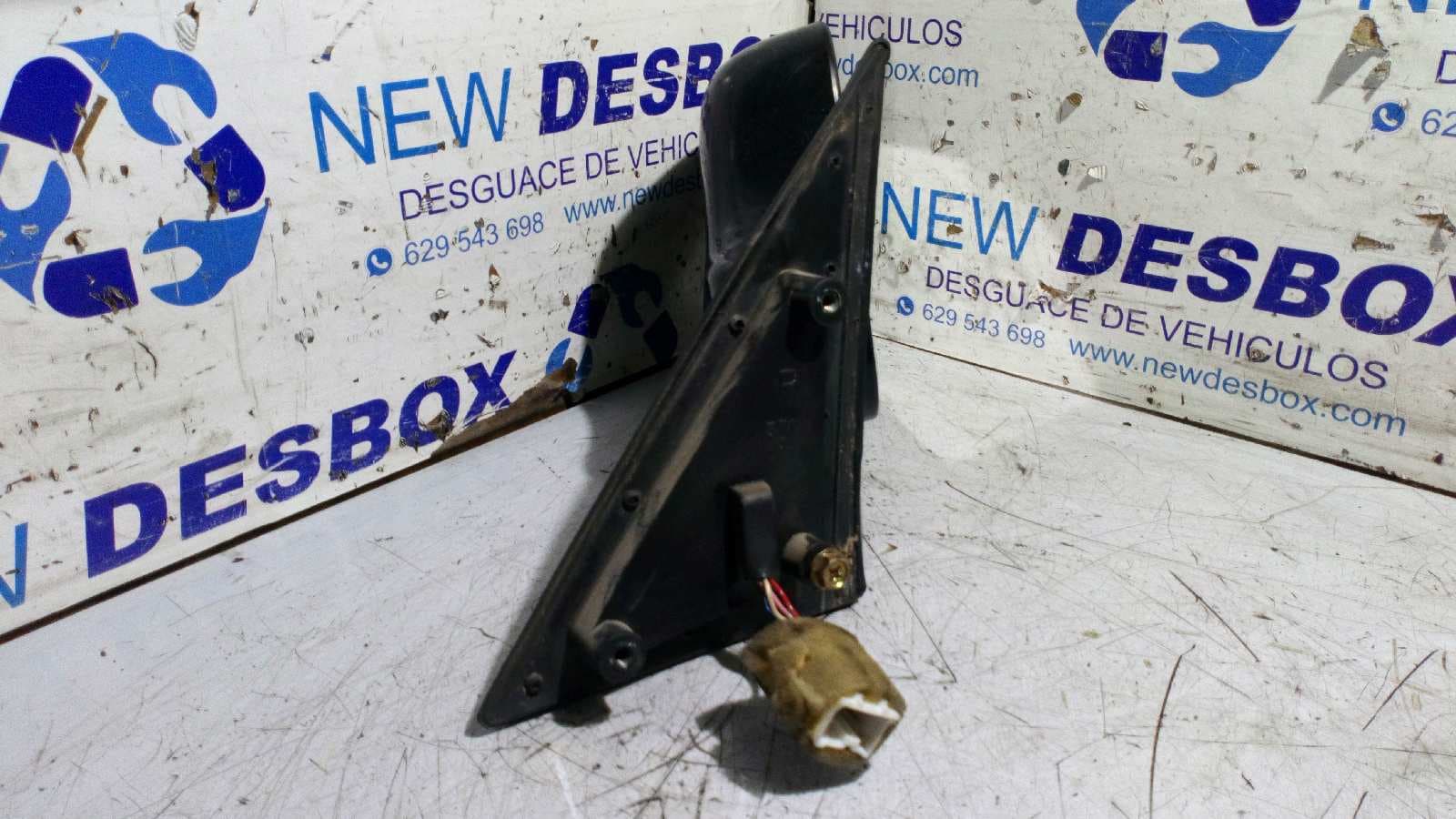 Recambio de RETROVISOR DERECHO para OPEL MONTEREY LTD 4JG2TC referencia OEM IAM 4JG2TC   - VERDE 3
