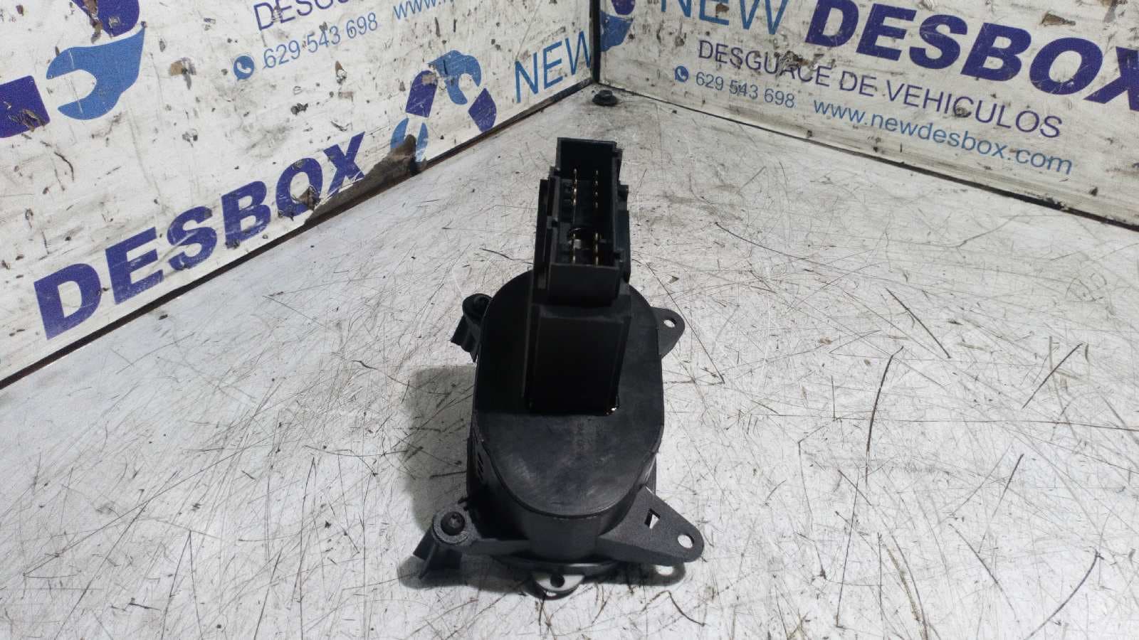 Recambio de MANDO LUCES para FORD TRANSIT CAJA CERRADA, CORTA (FY) (2000 =>) FT  240   2.0  City - Light ABFA referencia OEM IAM YC1T13A024BB   - NEGRO 4