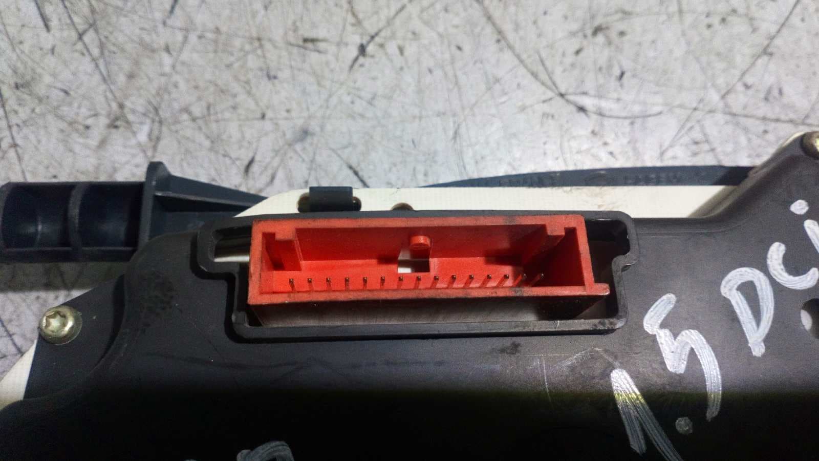 Recambio de CUADRO INSTRUMENTOS para RENAULT CLIO II FASE II (B/CB0) K9K  referencia OEM IAM P8200261102 4