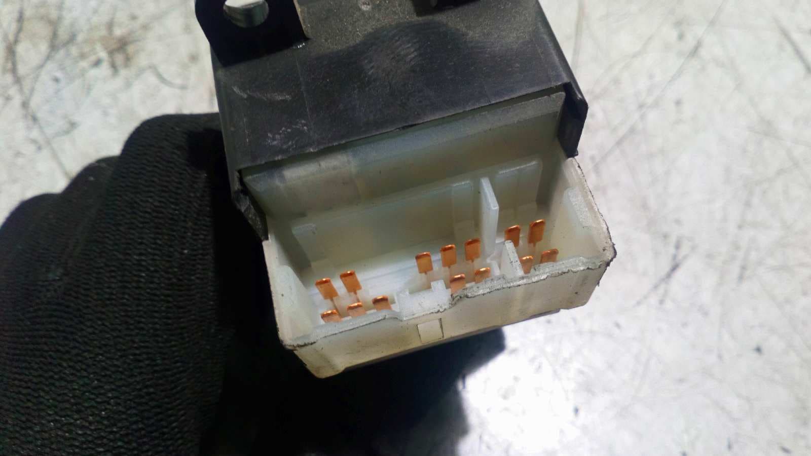 Recambio de MOTOR ELEVALUNAS DELANTERO IZQUIERDO para NISSAN ALMERA (N16/E) 1.5 16V CAT QG15 referencia OEM IAM QG15   - VERDE 3