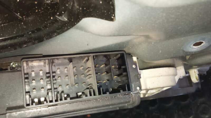 Recambio de ELEVALUNAS DELANTERO DERECHO para SEAT IBIZA (6L1) 1.9 SDI ASY referencia OEM IAM 6L4837752DJ   - PLATA 4