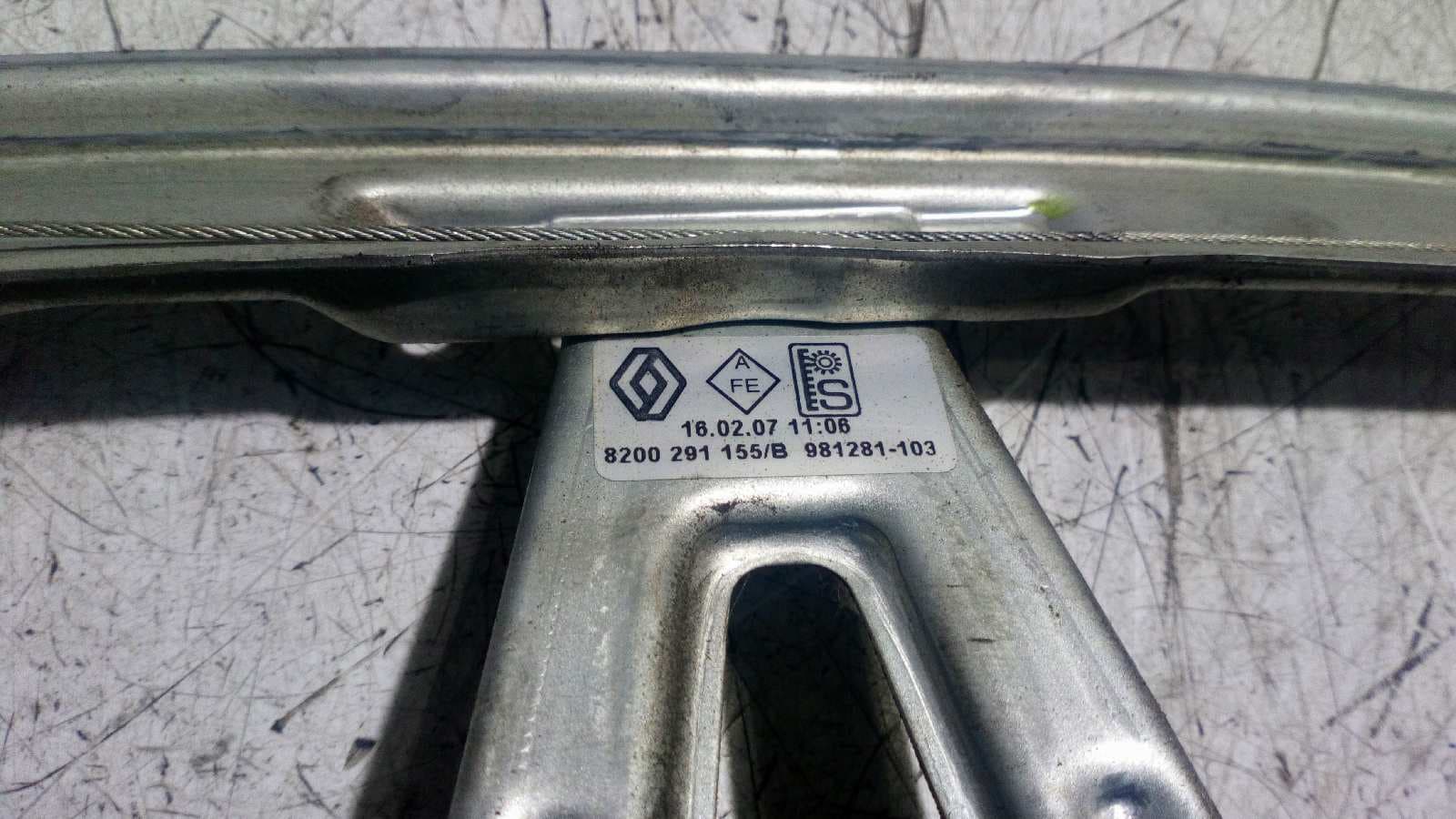Recambio de ELEVALUNAS TRASERO DERECHO para RENAULT CLIO III 20 Aniversario K9K766 referencia OEM IAM 8200291155   - BLANCO 2