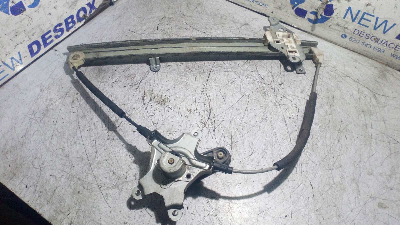 Recambio de ELEVALUNAS DELANTERO IZQUIERDO para NISSAN PICK-UP (D22) TD Doble Cabina Navara YD25DDTI referencia OEM IAM YD25DDTI   - GRIS PLATA 2