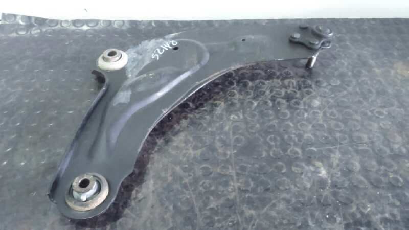 Recambio de BRAZO IZQUIERDO INFERIOR DELANTERO para NISSAN PRIMASTAR (X83) 1.9 dCi Diesel CAT F9Q U7 referencia OEM IAM    - PLATA 2