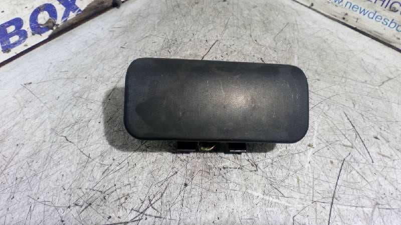 Recambio de MANETA EXTERIOR PORTON para FORD TRANSIT MOD. referencia OEM IAM YC15V26601
