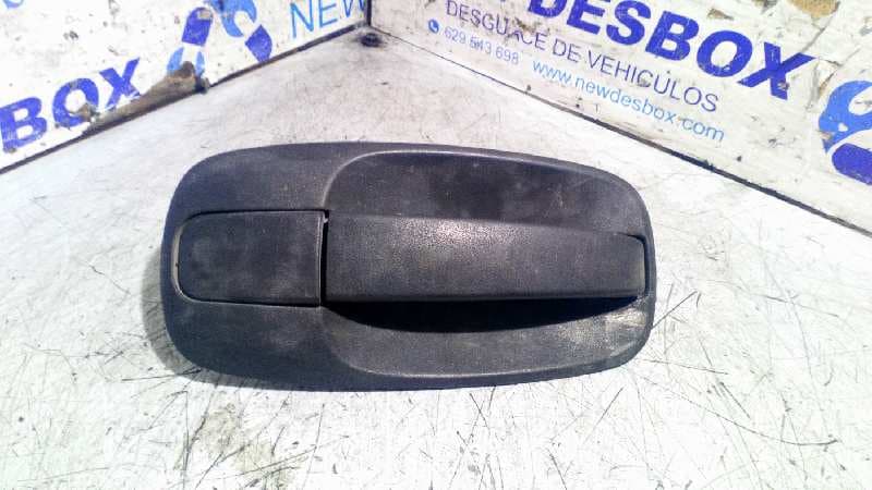 Recambio de MANETA DELANTERA DERECHA para NISSAN PRIMASTAR (X83) 1.9 dCi Diesel CAT F9Q U7 referencia OEM IAM    - PLATA