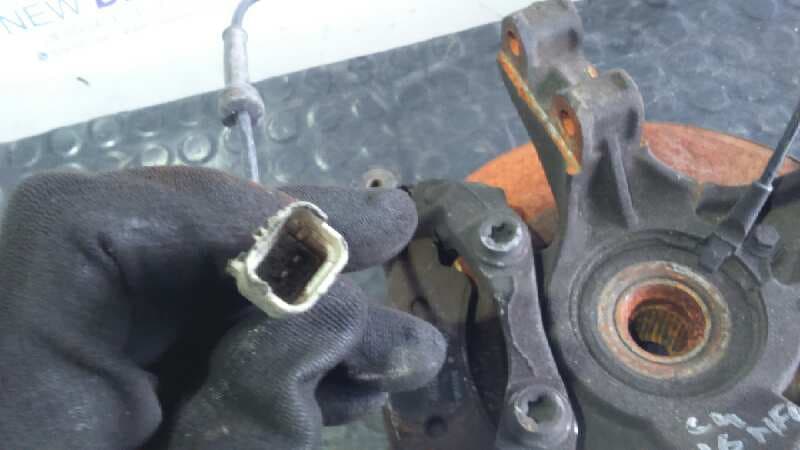 Recambio de MANGUETA DELANTERA DERECHA para CITROEN C4 BERLINA 1.6 16V CAT (NFU / TU5JP4) referencia OEM IAM 3