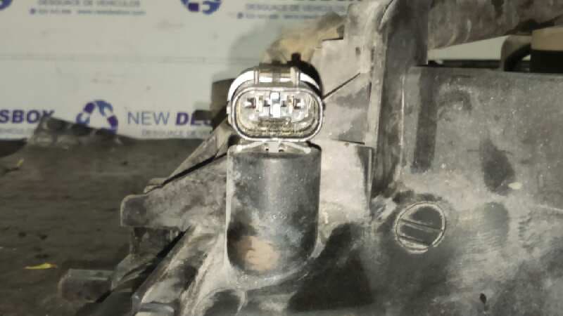 Recambio de RADIADOR AGUA para HYUNDAI ACCENT (MC) 1.4 CAT G4EE referencia OEM IAM 2531025XXX   - AZUL 3