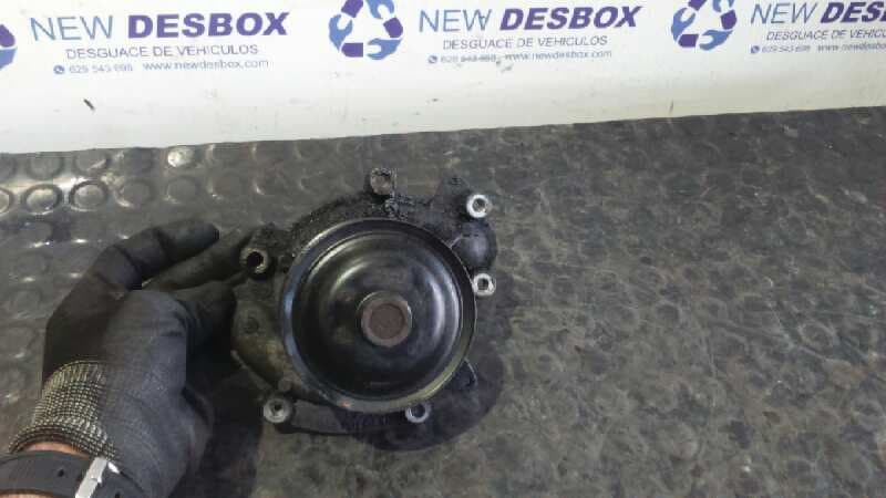 Recambio de BOMBA AGUA para MERCEDES-BENZ CLASE GLK (W204) GLK 3.0 CDI CAT OM642961 referencia OEM IAM R6422010410