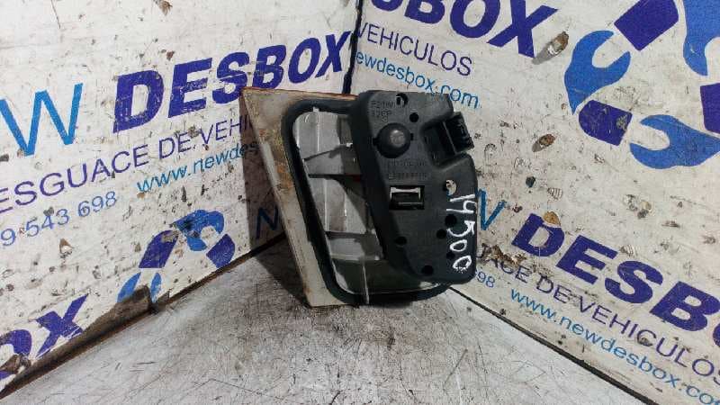 Recambio de PILOTO PORTON DERECHO para BMW SERIE 3 BERLINA (E46) 320d Edition Advance D-204D4 referencia OEM IAM 388522R1   - AZUL 3