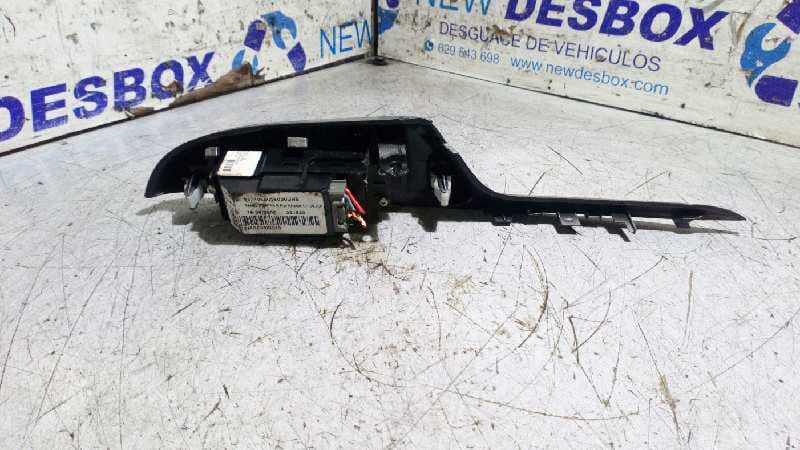 Recambio de MANDO ELEVALUNAS TRASERO DERECHO para HONDA CIVIC BERLINA 5 (FK) 1.8 VTEC CAT R18A2 referencia OEM IAM 83740SMGE020UHS   - ROJO 2