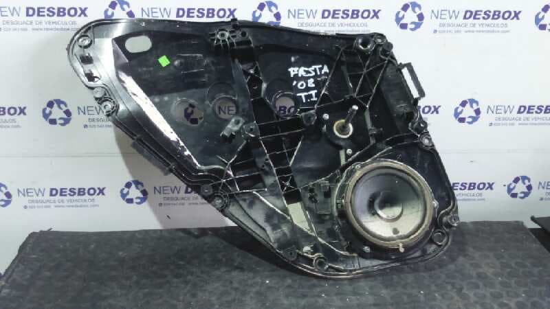 Recambio de ELEVALUNAS TRASERO IZQUIERDO para FORD FIESTA (CB1) referencia OEM IAM 8A61A2700001