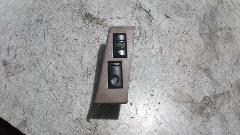 Recambio de MANDO ELEVALUNAS DELANTERO IZQUIERDO para OPEL MOVANO 2.5 Diesel (S8U-772 / L93) S8UW7 referencia OEM IAM 7700351692G