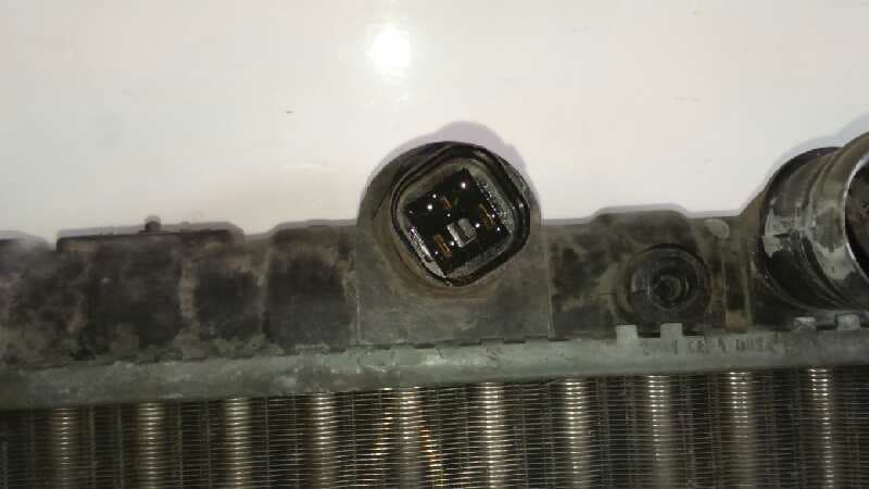 Recambio de RADIADOR AGUA para VOLKSWAGEN POLO BERLINA (6N2) 1.9 Diesel ASX referencia OEM IAM 850981Z   - BLANCO 3