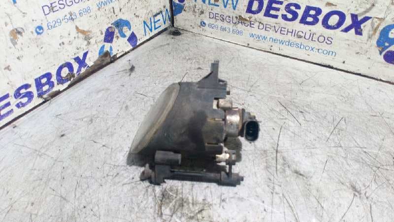 Recambio de FARO ANTINIEBLA IZQUIERDO para AUDI A4 BERLINA (8E) 1.9 TDI AWX referencia OEM IAM 0305063001   - GRIS 5