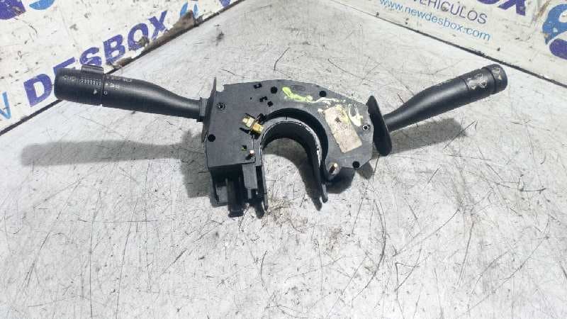 Recambio de MANDO LUCES para FORD FIESTA BERL./COURIER 1.4 CAT (PT-E) FUG  referencia OEM IAM