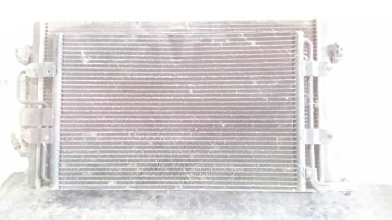 Recambio de CONDENSADOR / RADIADOR  AIRE ACONDICIONADO para VOLKSWAGEN GOLF IV BERLINA (1J1) AKL referencia OEM IAM 1J0820413D