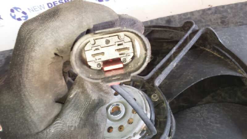 Recambio de ELECTROVENTILADOR para MERCEDES-BENZ CLASE CLK (W208) COUPE 3.2 V6 18V CAT M112940 referencia OEM IAM A0015002393   - PLATA 5