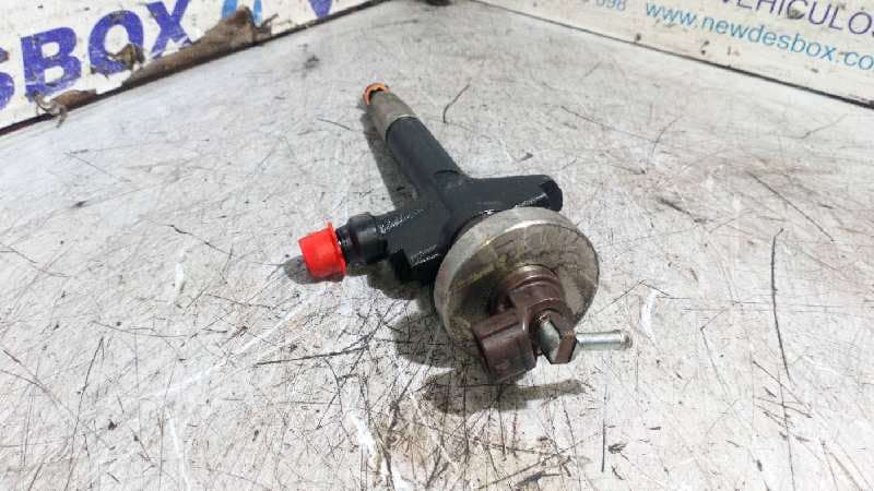 Recambio de INYECTOR para MAZDA 6 BERLINA (GG) RF  referencia OEM IAM 13H50A 4