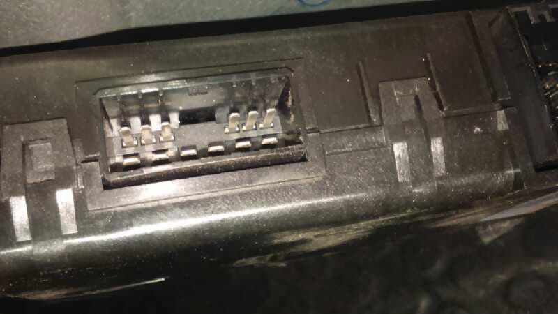 Recambio de ELEVALUNAS DELANTERO DERECHO para FIAT IDEA (135) referencia OEM IAM 00517348710 8