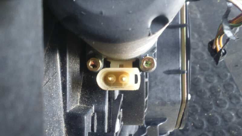 Recambio de MOTOR ELEVALUNAS DELANTERO DERECHO para FORD FUSION (CBK) referencia OEM IAM 2
