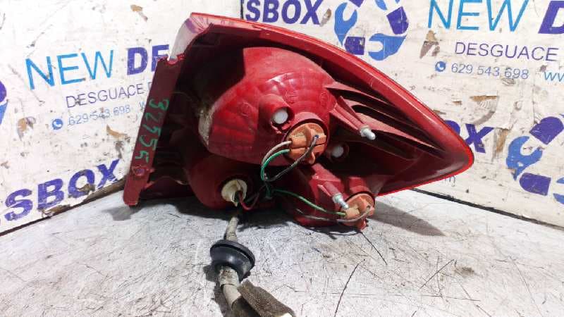 Recambio de PILOTO TRASERO IZQUIERDO para HYUNDAI GETZ (TB) 1.1 Básico 4HD        referencia OEM IAM 924011CXXX   - AZUL 2