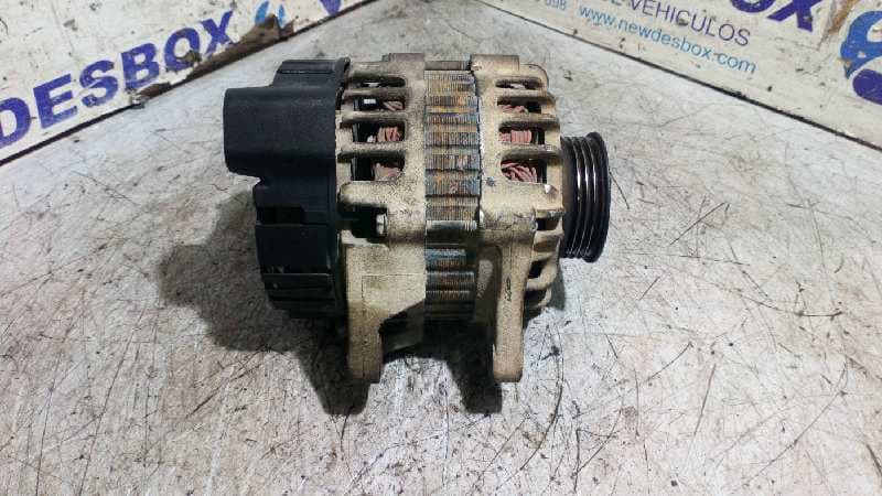 Recambio de ALTERNADOR para HYUNDAI GETZ (TB) 1.1 Básico 4HD        referencia OEM IAM TA000A55601   - AZUL