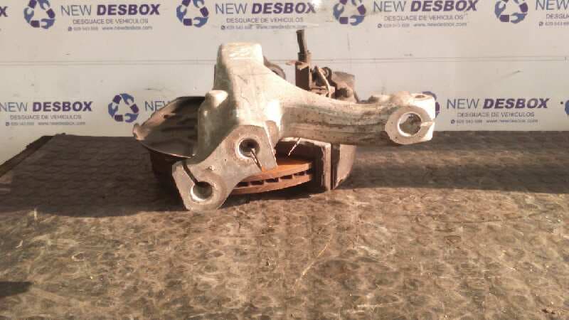 Recambio de MANGUETA DELANTERA IZQUIERDA para AUDI A4 BERLINA (B5) referencia OEM IAM 2