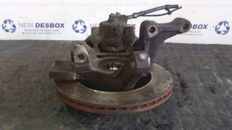 Recambio de MANGUETA DELANTERA DERECHA para MERCEDES-BENZ VITO (W638) CAJA CERRADA 601D23 referencia OEM IAM 6383320225   - BLANCO 3