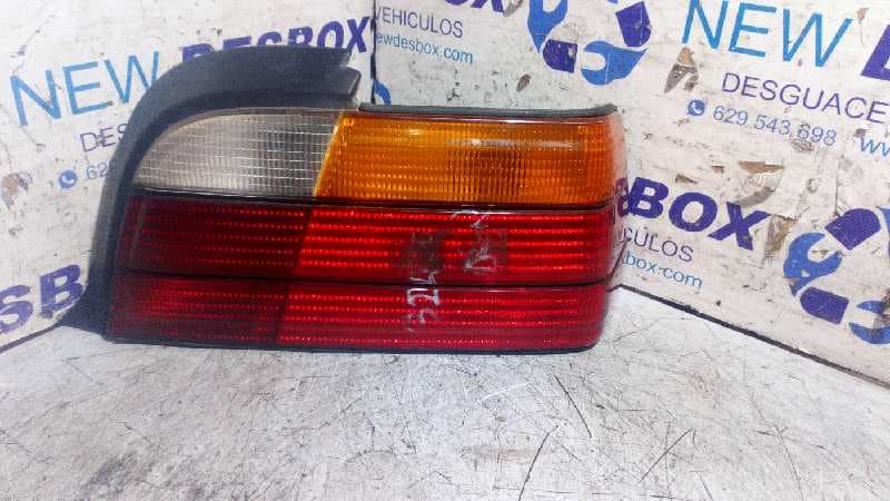 Recambio de PILOTO TRASERO DERECHO para BMW SERIE 3 COUPE (E36) M52B206S3 referencia OEM IAM 1387654