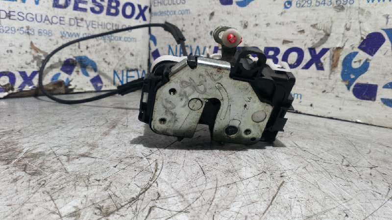 Recambio de CERRADURA PUERTA DELANTERA DERECHA para FIAT 500 CABRIO (150) Color Therapy 169A4000 referencia OEM IAM 51935112   - BLANCO 2