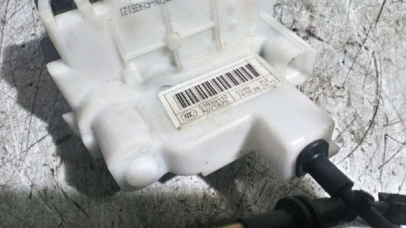 Recambio de CERRADURA PUERTA DELANTERA DERECHA para FIAT 500 CABRIO (150) Color Therapy 169A4000 referencia OEM IAM 51935112   - BLANCO 3