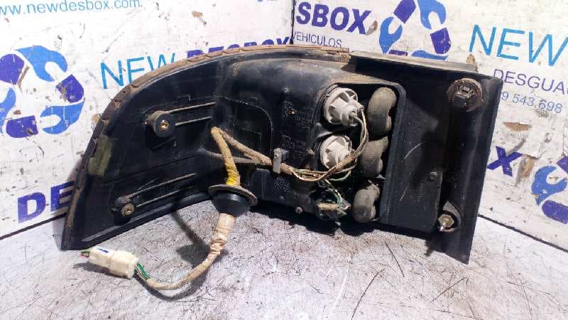 Recambio de PILOTO TRASERO DERECHO para LEXUS LS400 (UCF20) referencia OEM IAM 2
