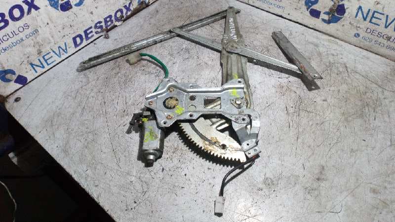 Recambio de ELEVALUNAS DELANTERO DERECHO para MITSUBISHI MONTERO (V60/V70) 4D56T referencia OEM IAM MR144596 3