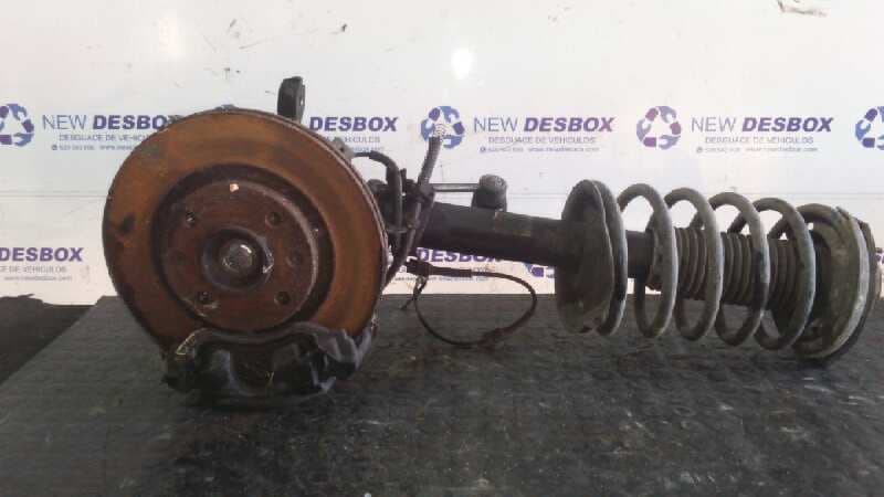 Recambio de MANGUETA DELANTERA DERECHA para PEUGEOT PARTNER (S2) 1.6 16V HDi 9HW referencia OEM IAM    - BLANCO 4