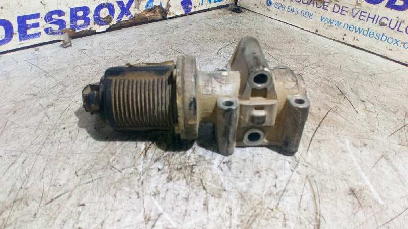 Recambio de VALVULA EGR para ALFA ROMEO GT (125) 1.9 JTD 16V M-Jet Progression (10.2006->) 937A5000 referencia OEM IAM 55204250   - NEGRO 2