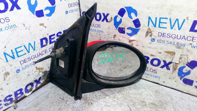 Recambio de RETROVISOR DERECHO para PEUGEOT 107 1.0 CAT (384F) 1KR384F referencia OEM IAM 879100H010   - ROJO