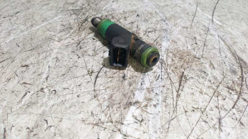 Recambio de INYECTOR para FORD FOCUS BERLINA (CAP) ASDA referencia OEM IAM 98MFBB 3