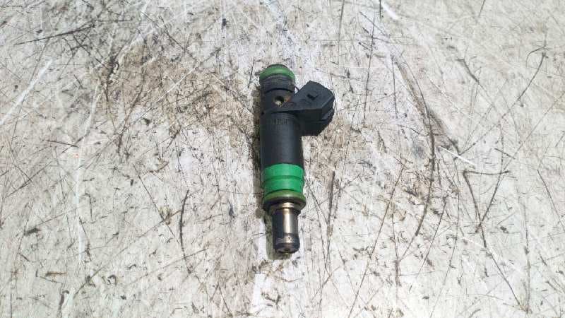 Recambio de INYECTOR para FORD FOCUS BERLINA (CAP) ASDA referencia OEM IAM 98MFBB