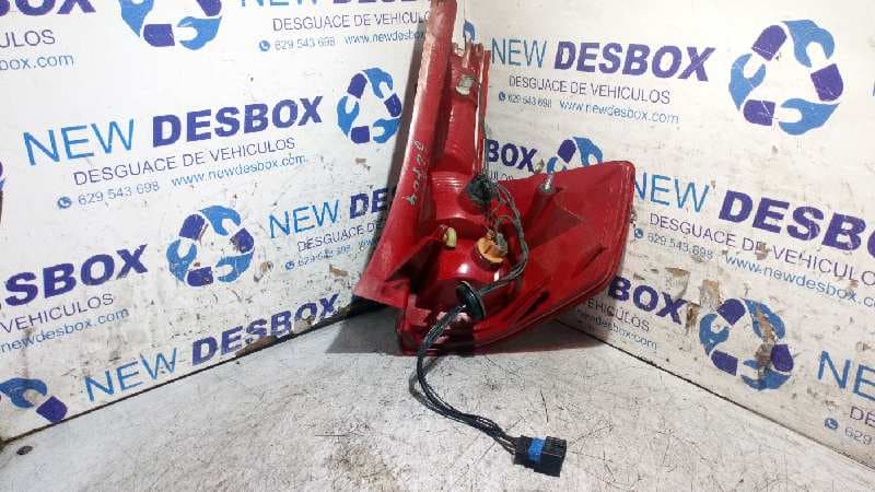 Recambio de PILOTO TRASERO IZQUIERDO para CITROEN C4 BERLINA 9HY referencia OEM IAM 965586408001   - AZUL 2